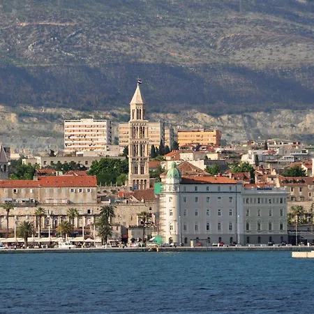 Tuacasa Duće